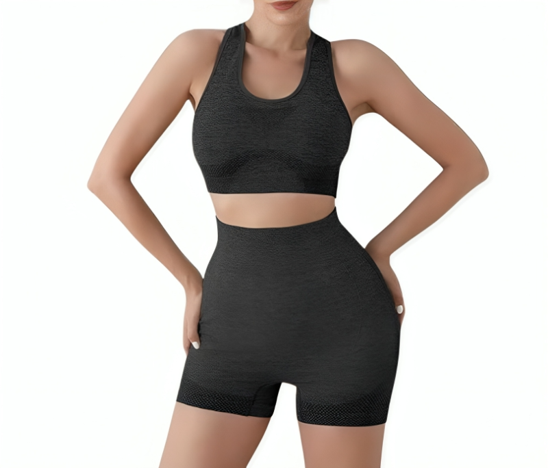 طقم رياضي نسائي قطعتين