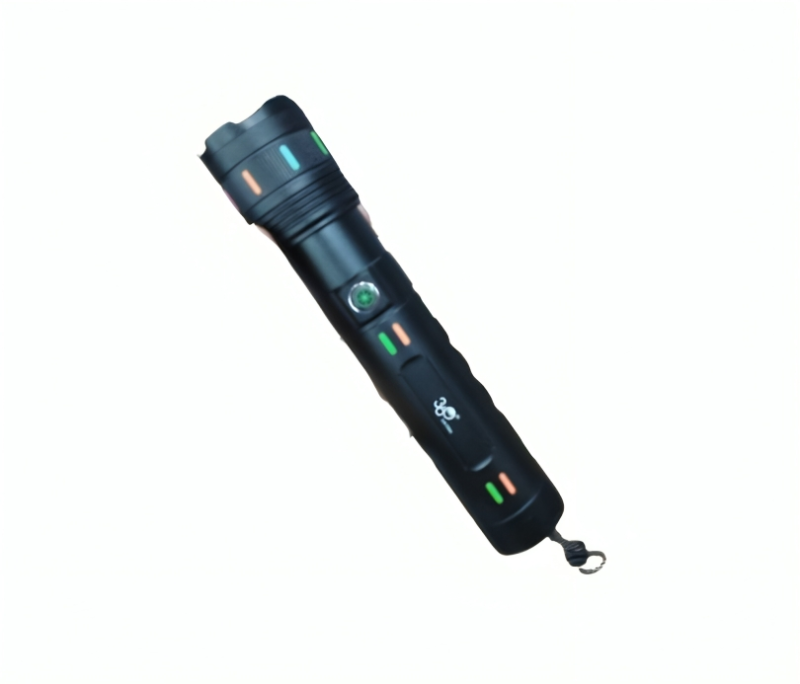 كشاف يدوي LED قابل للشحن P100