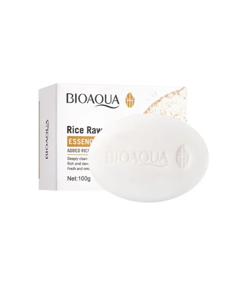 عرض قطعتين من صابون خلاصة لب الأرز الطبيعي